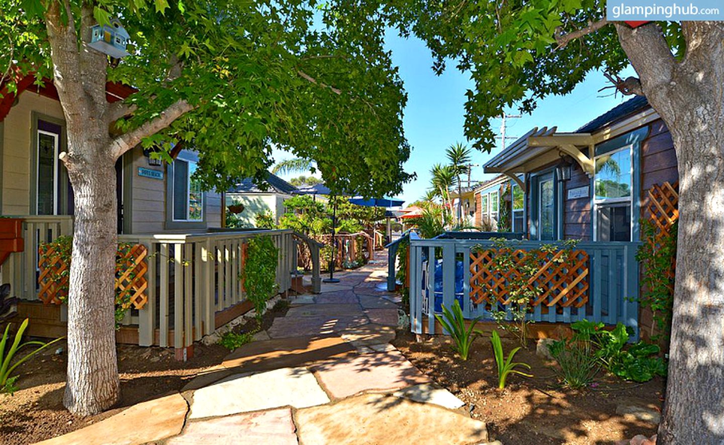 Cottages (Carlsbad, California, United States)