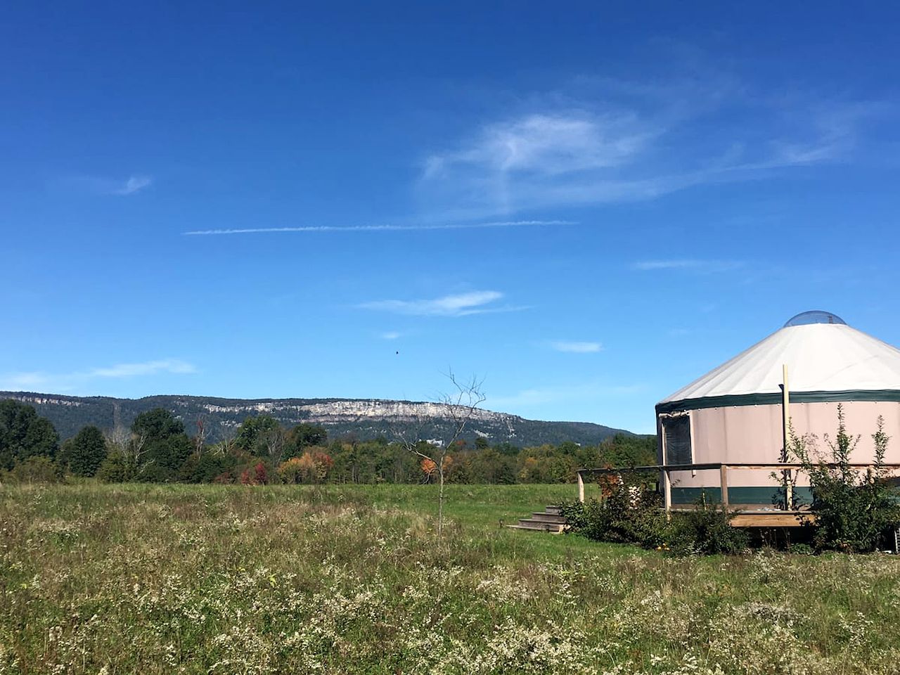 Yurt rental for glamping in New York State