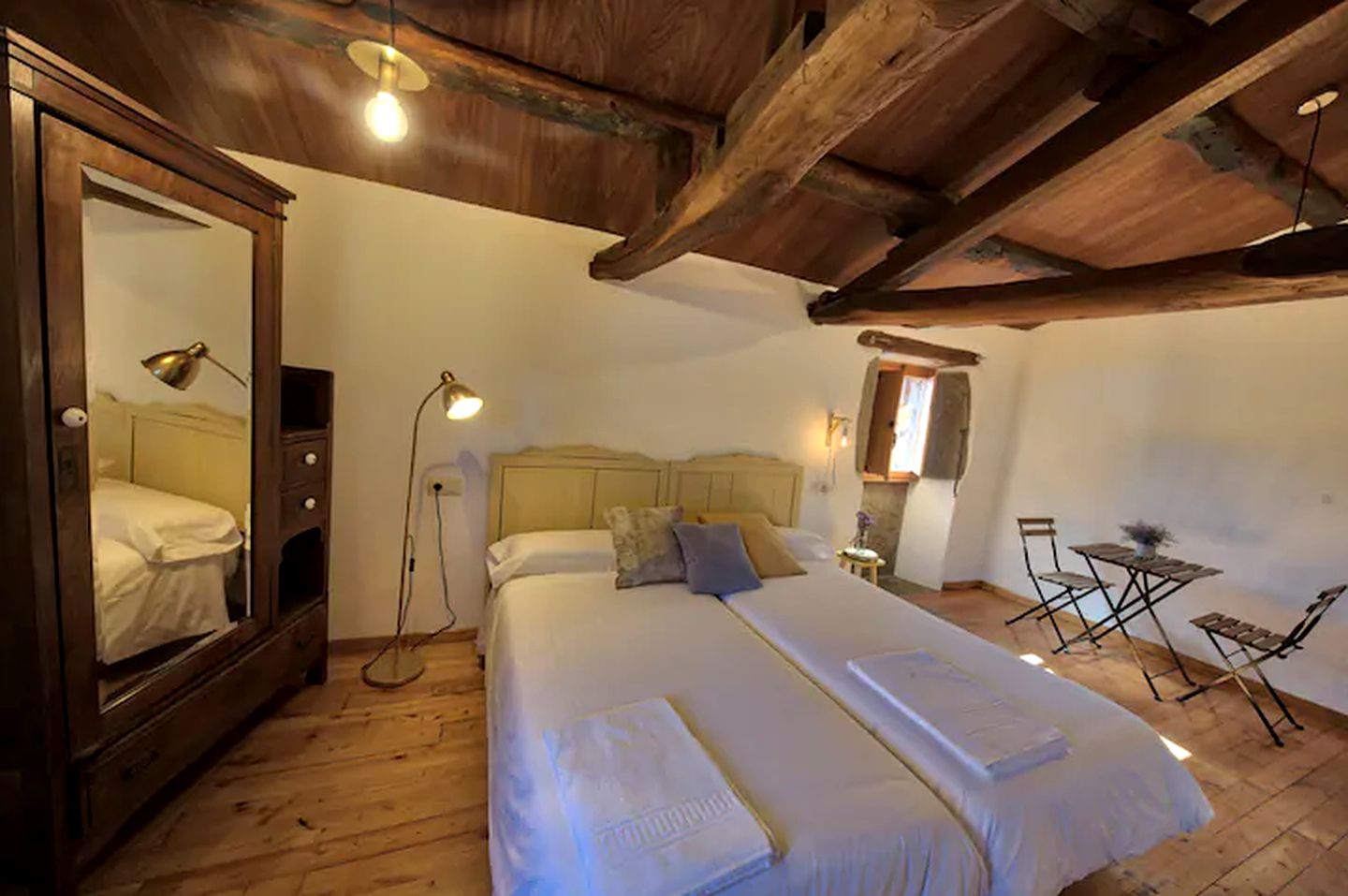 Casas rurales (La Coruña, Galicia, España)