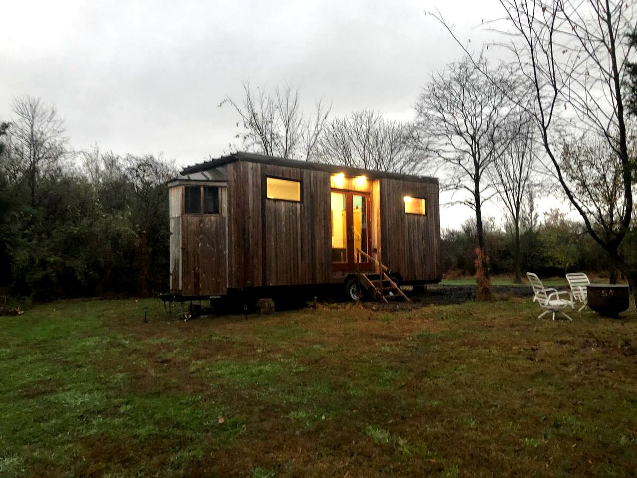 Tiny Houses (Lovettsville, Virginia, United States of America)