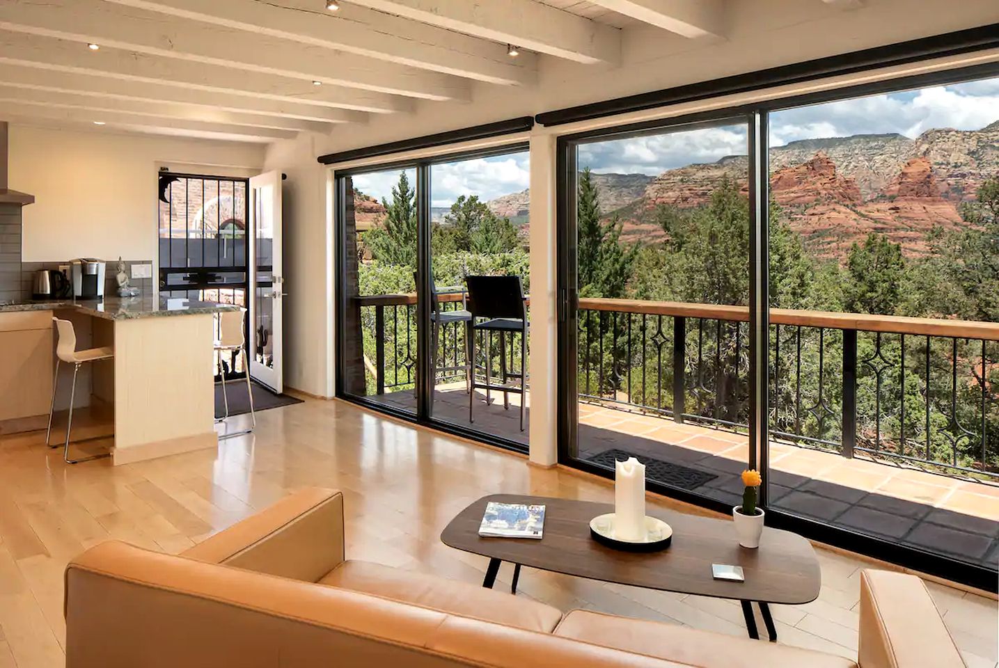 This truly incredible retreat is ideal for romantic getaways in Sedona.