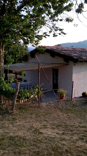 Cottages (Tuscany, Italy)