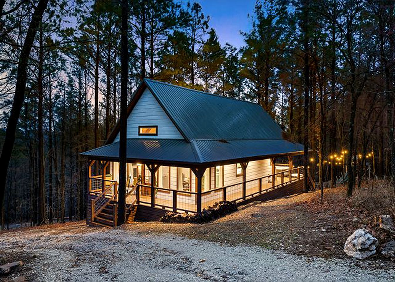 Charming Pet-Friendly Cabin Rental in Hochatown, Oklahoma - Incredible Destination for a Glamping Getaway near Broken Bow Lake