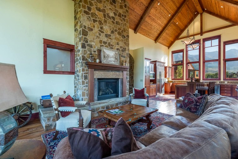 Cabins (Telluride, Colorado, United States of America)