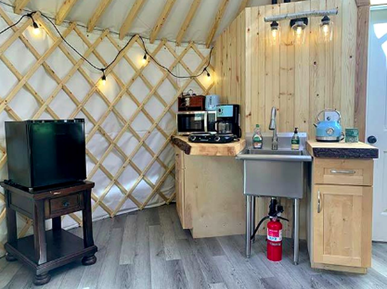 Yurts (Big Lake, Alaska, United States of America)
