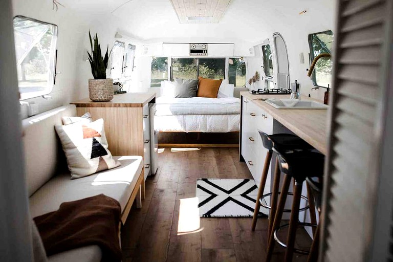 Airstreams (Belleville, Ontario, Canada)