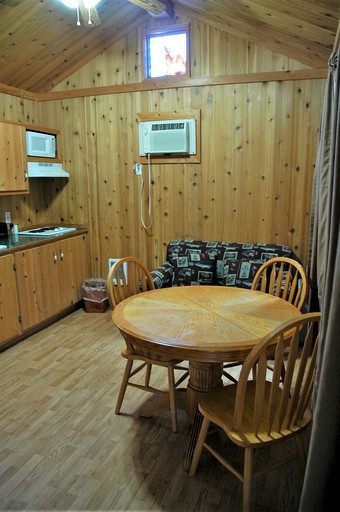 Cabins (United States of America, Cooper Landing, Alaska)