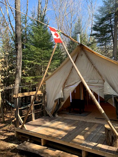 Tented Cabins (Saint-Calixte, Quebec, Canada)