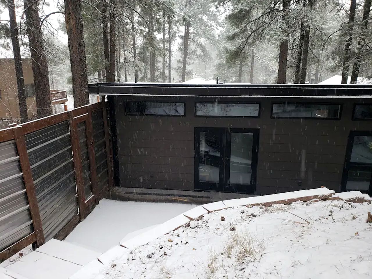 This stylish Arizona tiny house near Flagstaff is ideal for nature lovers.