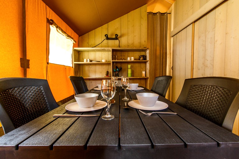 Charming Family-Friendly Tent Rental in Caylus, France | Tented Cabins (Caylus, Occitanie, France)
