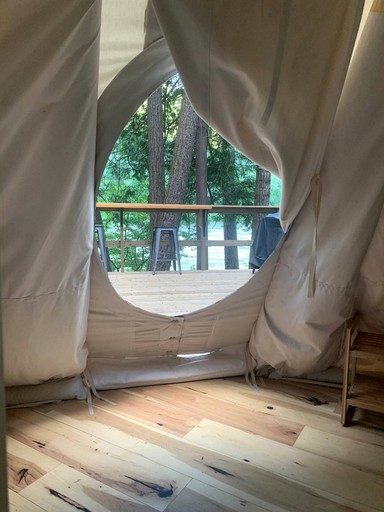 Tipis (Hope, British Columbia, Canada)