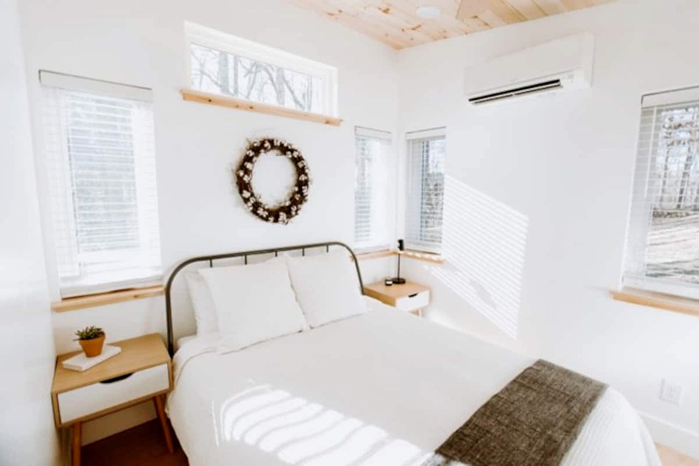 Luxury Tiny House in Cleveland for a Family Vacation in Tennessee