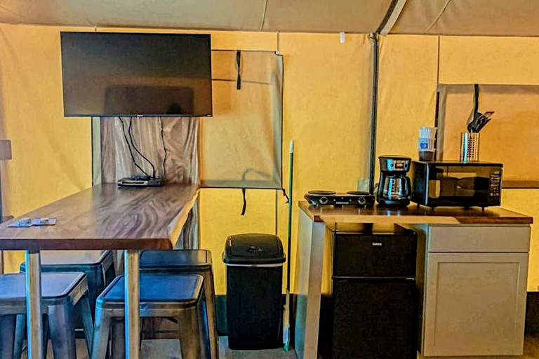 Vacation Rentals (United States of America, --, --)