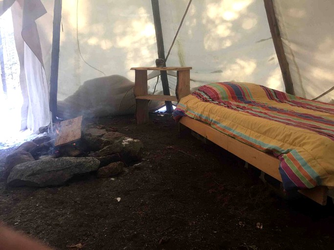 Tipis (Saint-Calixte, Quebec, Canada)