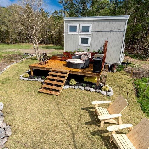 Tiny Houses (Charleston, South Carolina, United States of America)