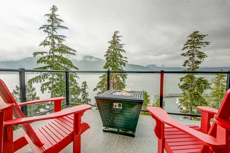 Vacation Rentals (Canada, Port Renfrew, British Columbia)