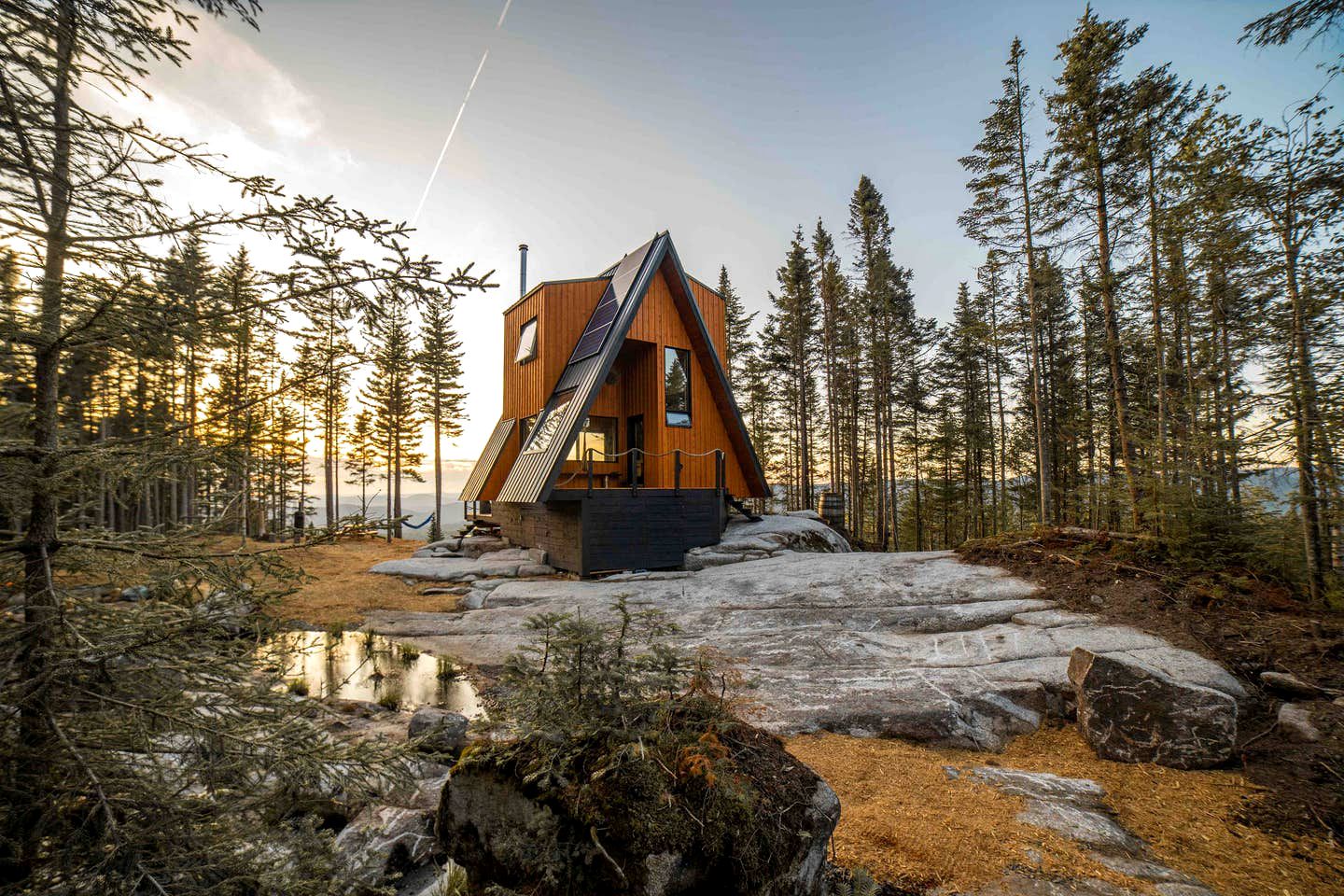 Quebec cabin rental for the best glamping in Canada.
