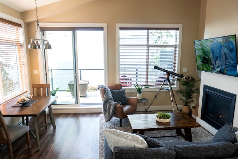 Vacation Rentals (Canada, Port Renfrew, British Columbia)