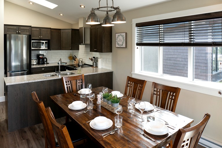 Cottage (Canada, Port Renfrew, British Columbia)