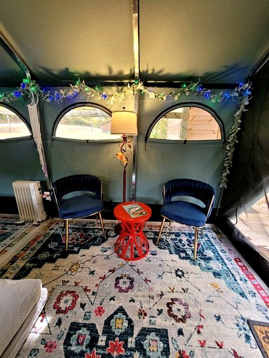 Impressive Secluded Cabin with Fire Pit in Del Rio, Tennessee | Safari Tents (Del Rio, Tennessee, United States of America)