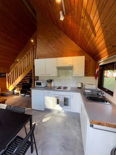 Cabins (United Kingdom, --, England)