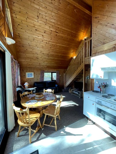 Cabins (United Kingdom, Helstone, England)