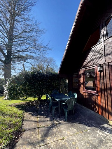 Cabins (United Kingdom, --, England)