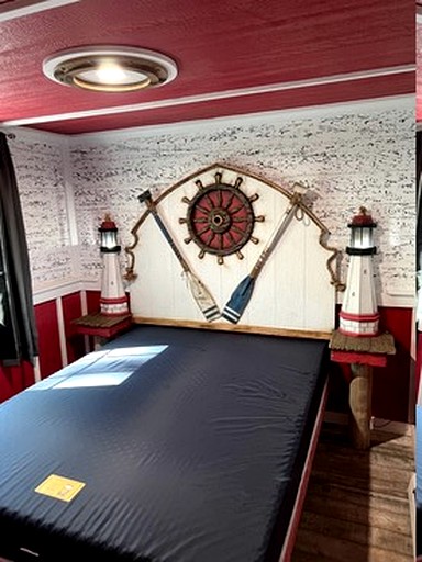 Quaint Loft Cabin with Luminous Spaces in Bayfield, Wisconsin | Cabins (Bayfield, Wisconsin, United States of America)