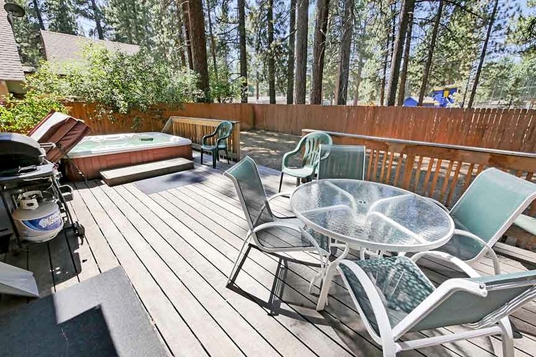 Cabins (United States of America, South Lake Tahoe, California)