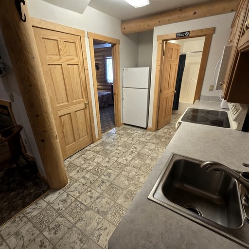 Spacious Cottage near Yellowstone National Park in Fremont County, Idaho | Cabins (Island Park, Idaho, United States of America)