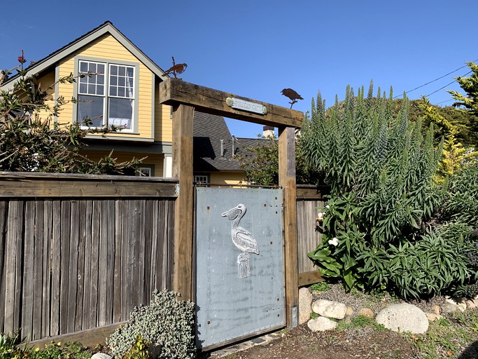 Villa (United States of America, Pacific Grove, California)