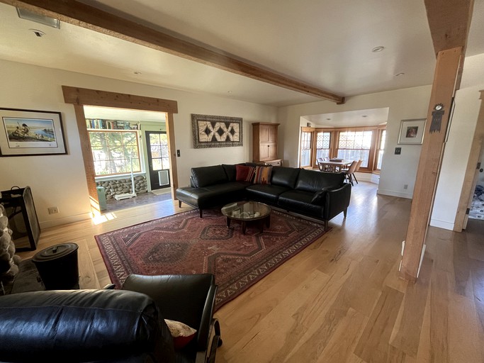 Villa (United States of America, Pacific Grove, California)