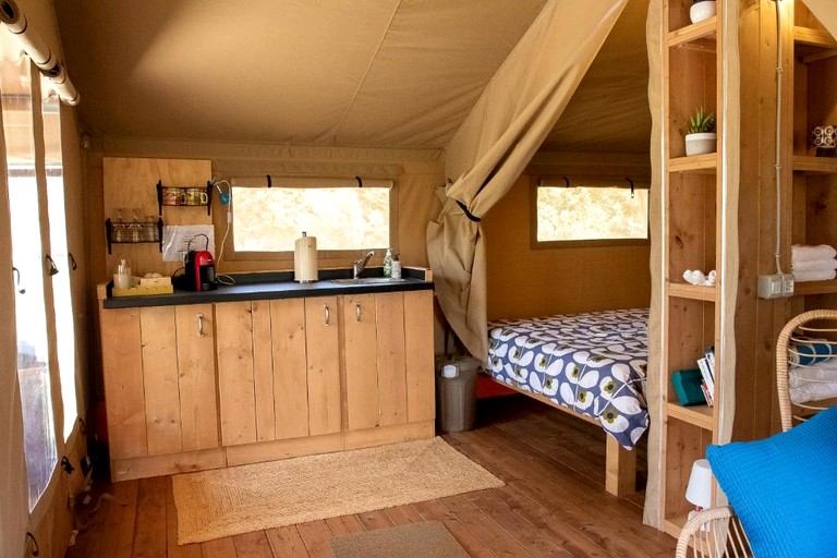 Domus Olea Glamping | Safari Tents (Ceglie Messapica, Puglia, Italy)