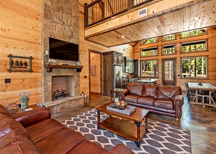 * Lazy Daze Lodge * | Cabins (Hochatown, Oklahoma, United States of America)
