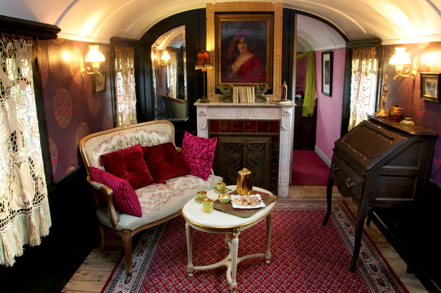 Historic 1870s Caravan for a Romantic Getaway in Aude, Southern France | Caravans (Pech Luna, Occitanie, France)