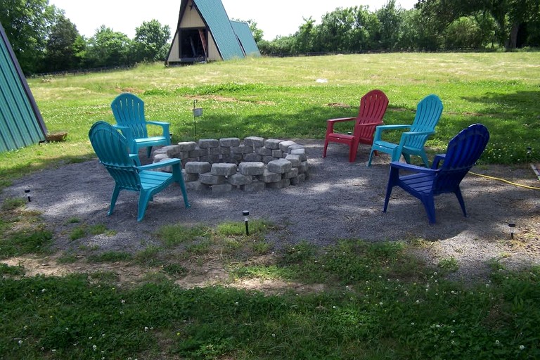 A-Frames (United States of America, Lebanon, Tennessee)