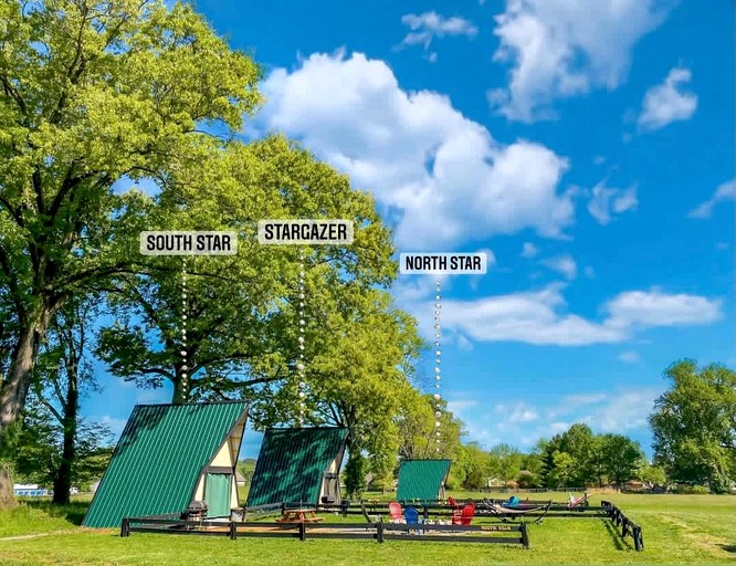 A-Frames (United States of America, Lebanon, Tennessee)