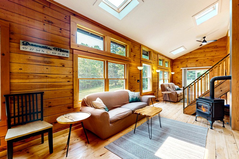 Cabins (United States of America, Greenville, Maine)