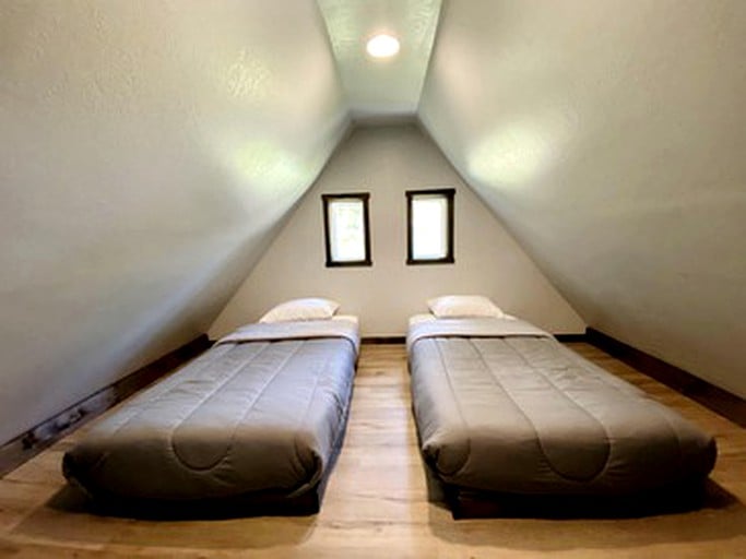 Glamping Cabin, Ideal for a Branson Eco-Retreat | Cabins (Branson, Missouri, United States of America)