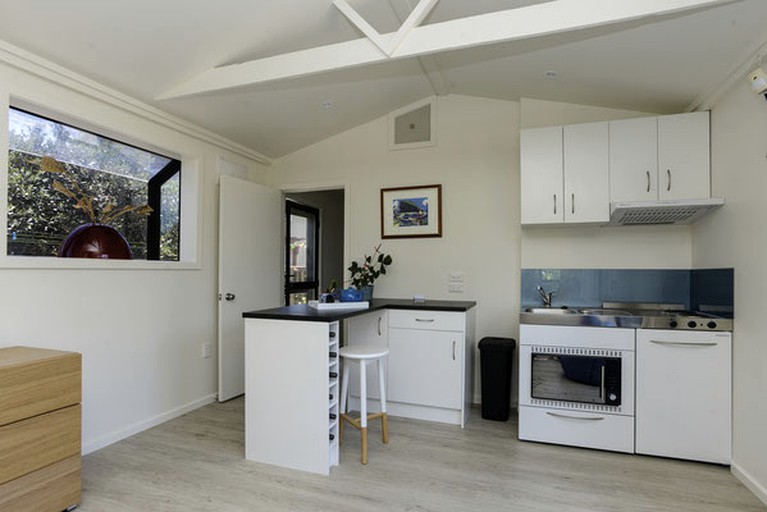 Cottages (Napier, North Island, New Zealand)