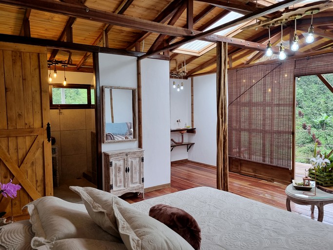 Cabins (Colombia, Córdoba, Quindío)