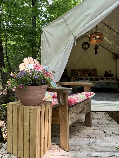 Tented Cabins (United States of America, LaFayette, Georgia)
