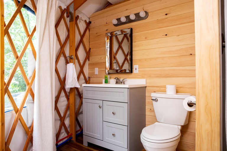 Yurts (United States of America, Stockton Spring, Maine)