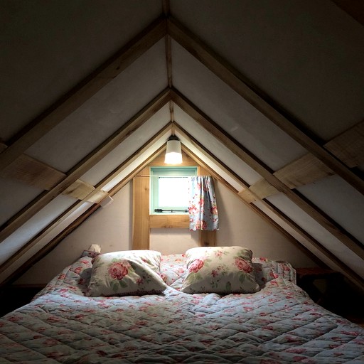 Cabins (United Kingdom, East Sussex, England)