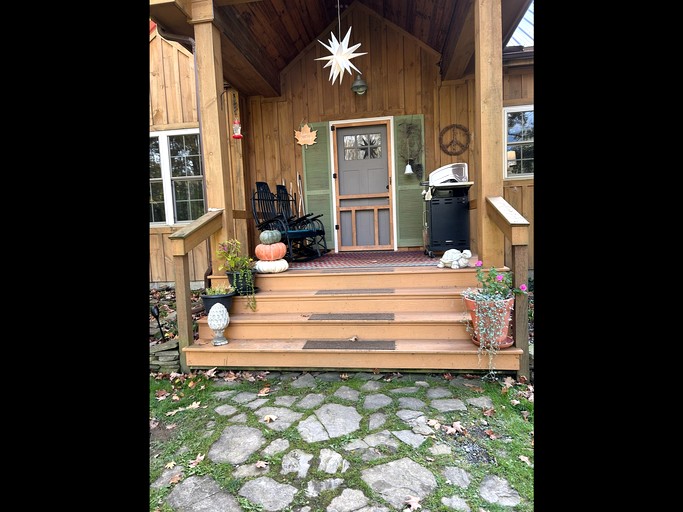 Cabins (United States of America, Naples, New York)