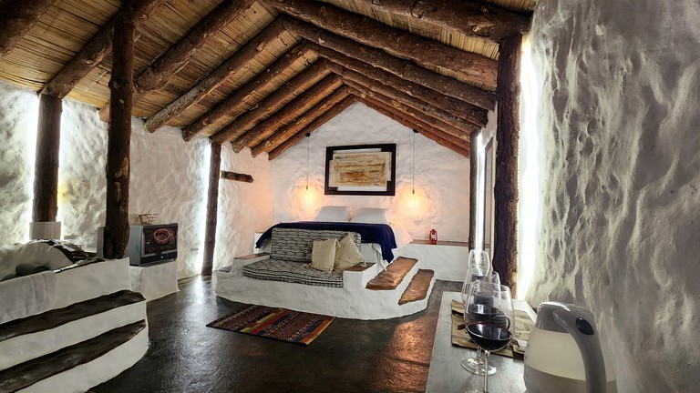Hobbit Houses (Colombia, Peñol, Antioquia)