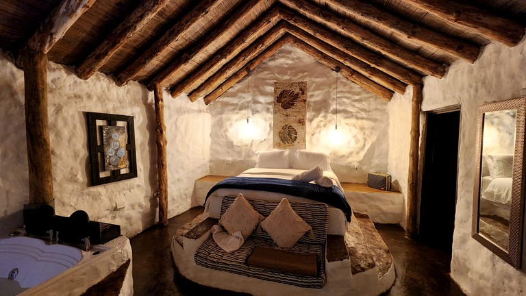 Hobbit Houses (Colombia, Peñol, Antioquia)