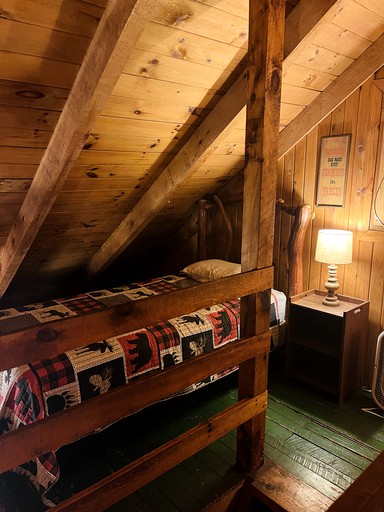 Cabins (United States of America, --, Pennsylvania)