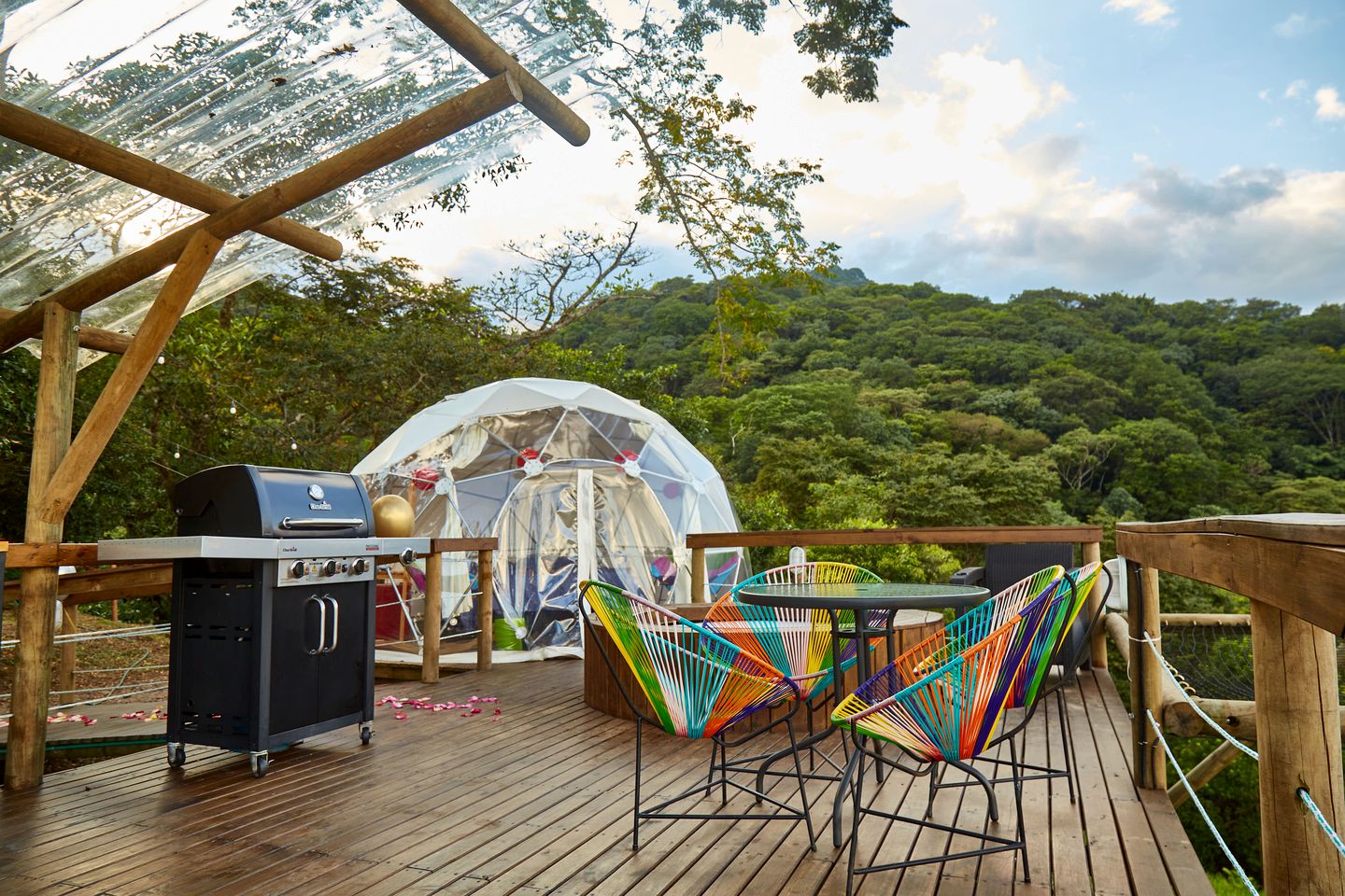 Glamping Vacation in the Mountains in Villavicencio, Colombia, Perfect for Romantic Escapes