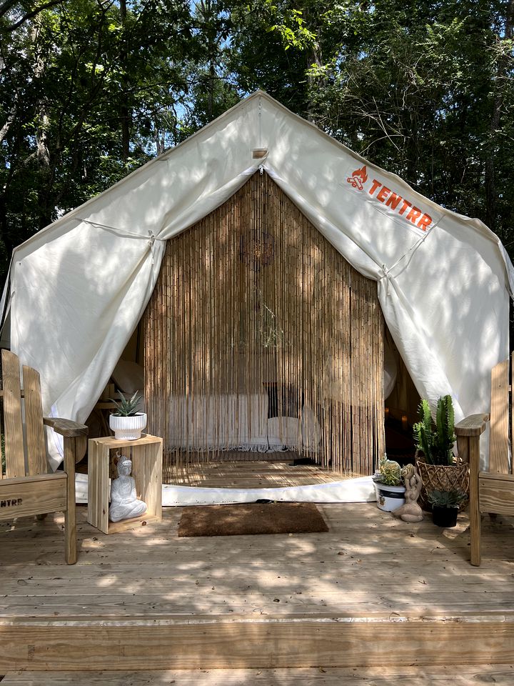 Serene Getaways to Nature on Horse Farm in Lafayette, Georgia